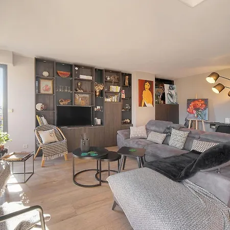 Off Air-conditioned Duplex With Terrace Secure & Premium Amenities