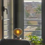 Lägenhet Off Air-conditioned Duplex With Terrace Secure & Premium Amenities *