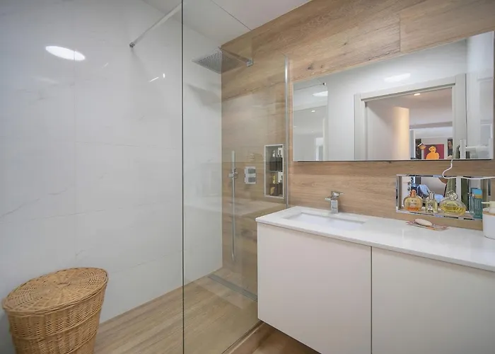 Frgk Air-conditioned Duplex With Terrace Secure & Premium Amenities Apartman Cannes