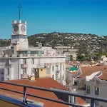 Apartment Off Air-conditioned Duplex With Terrace Secure & Premium Amenities