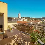 Off Air-conditioned Duplex With Terrace Secure & Premium Amenities Apartamento Cannes