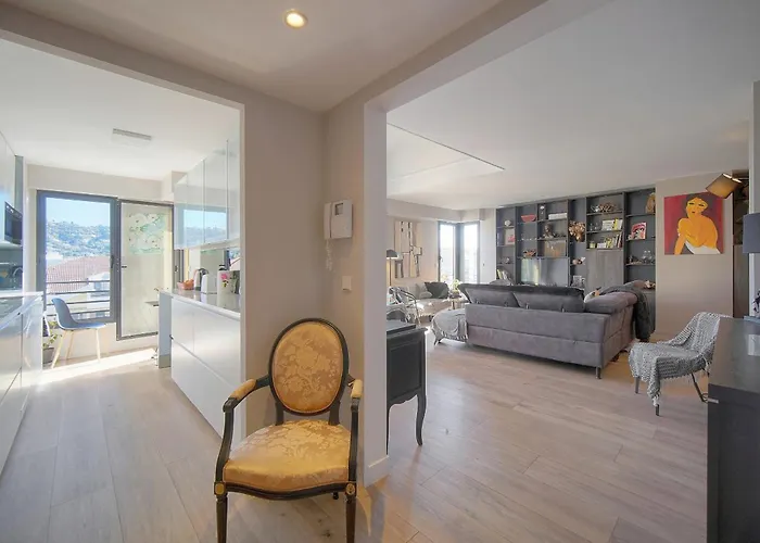 Frgk Air-conditioned Duplex With Terrace Secure & Premium Amenities 아파트 *