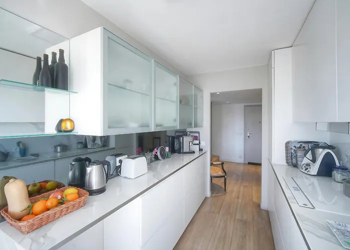 아파트 Frgk Air-conditioned Duplex With Terrace Secure & Premium Amenities *