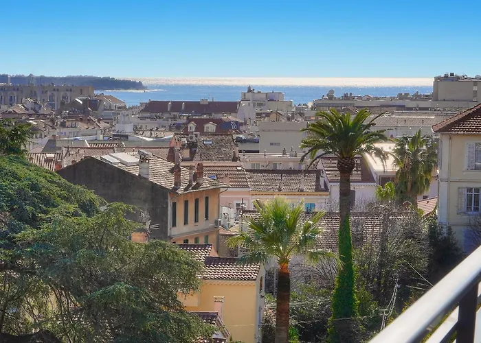 Frgk Air-conditioned Duplex With Terrace Secure & Premium Amenities *