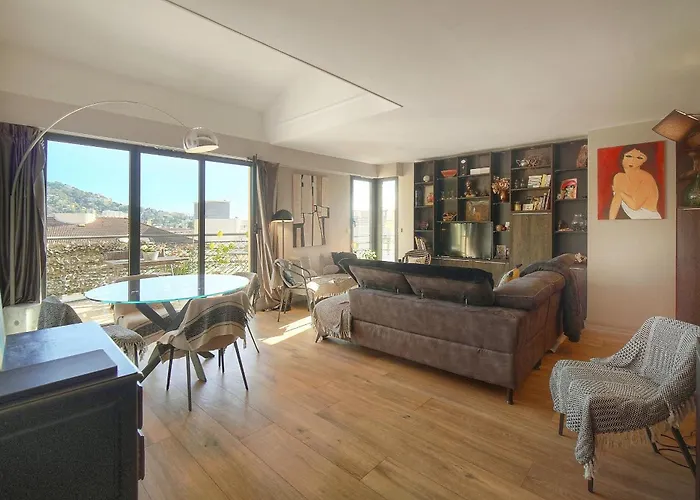 Frgk Air-conditioned Duplex With Terrace Secure & Premium Amenities 아파트 칸느