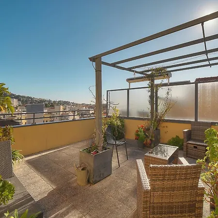 Off Air-conditioned Duplex With Terrace Secure & Premium Amenities Διαμέρισμα Κάννες