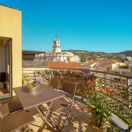 Off Air-conditioned Duplex With Terrace Secure & Premium Amenities Διαμέρισμα Κάννες